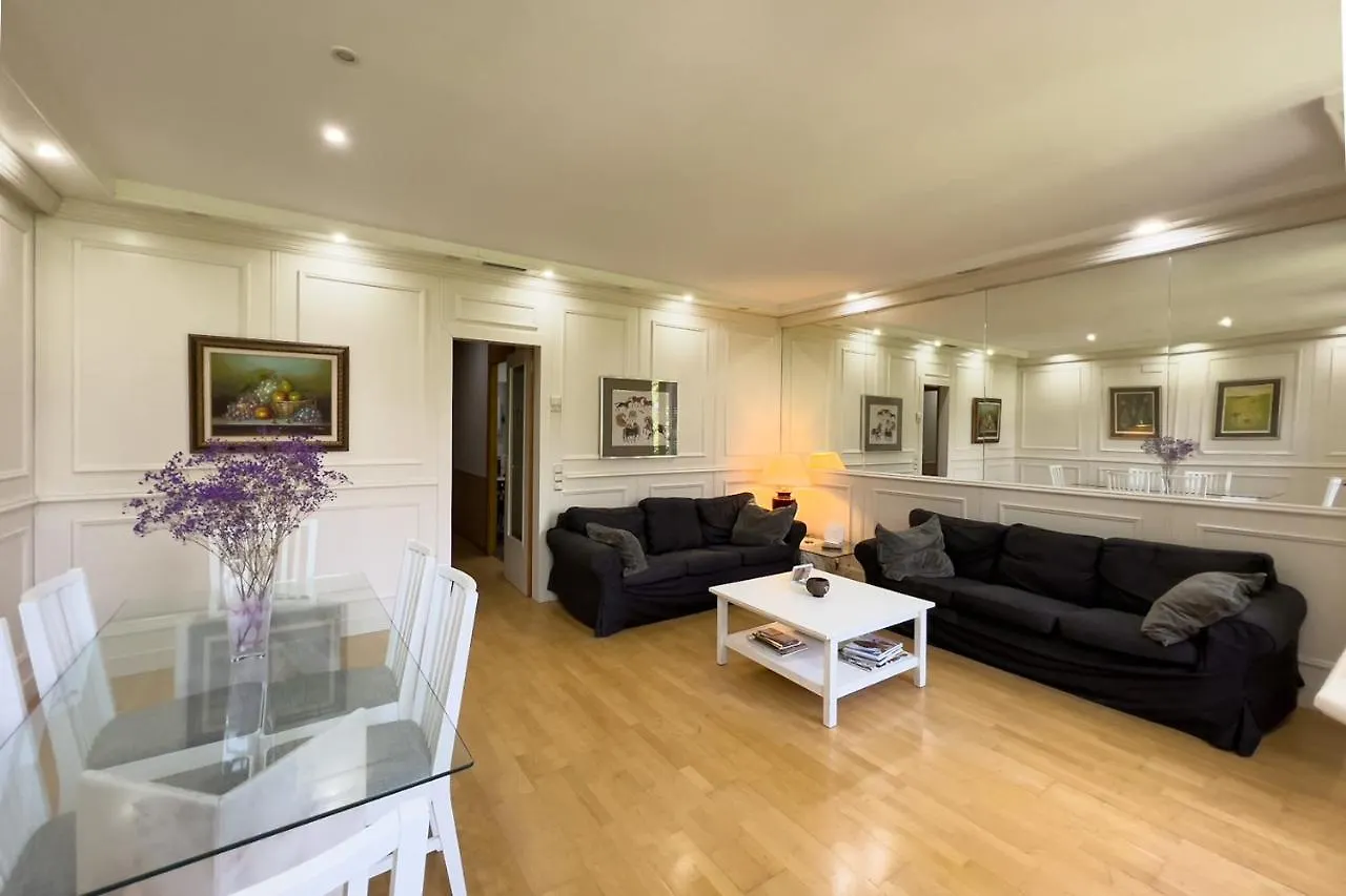 Stay Barcelona Gran Via Apartment